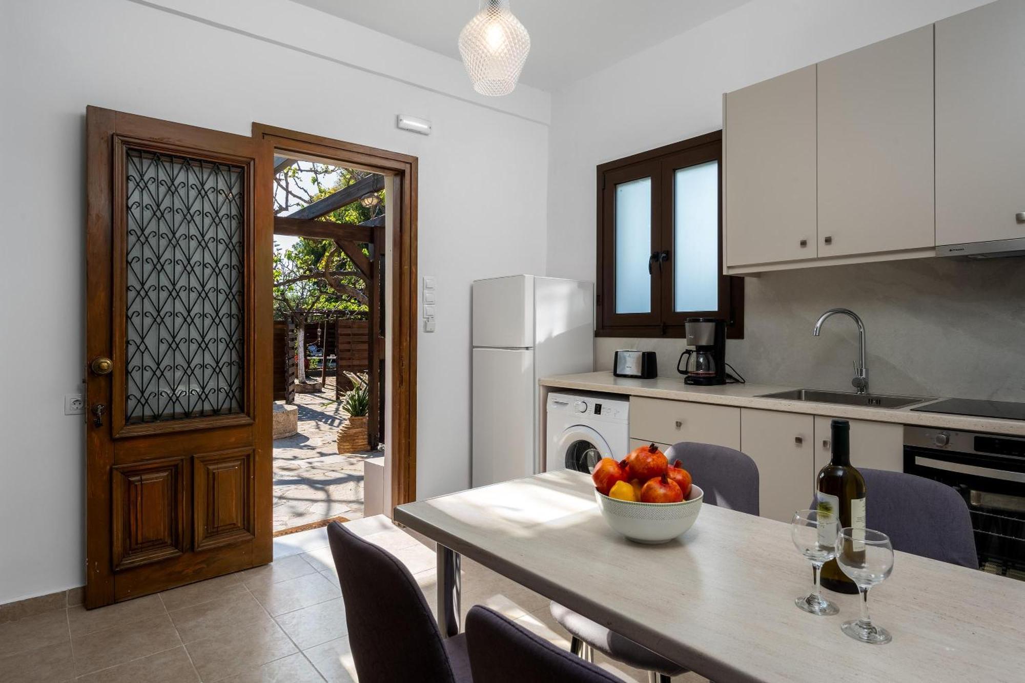 Ariadni Apartments Фалираки Екстериор снимка