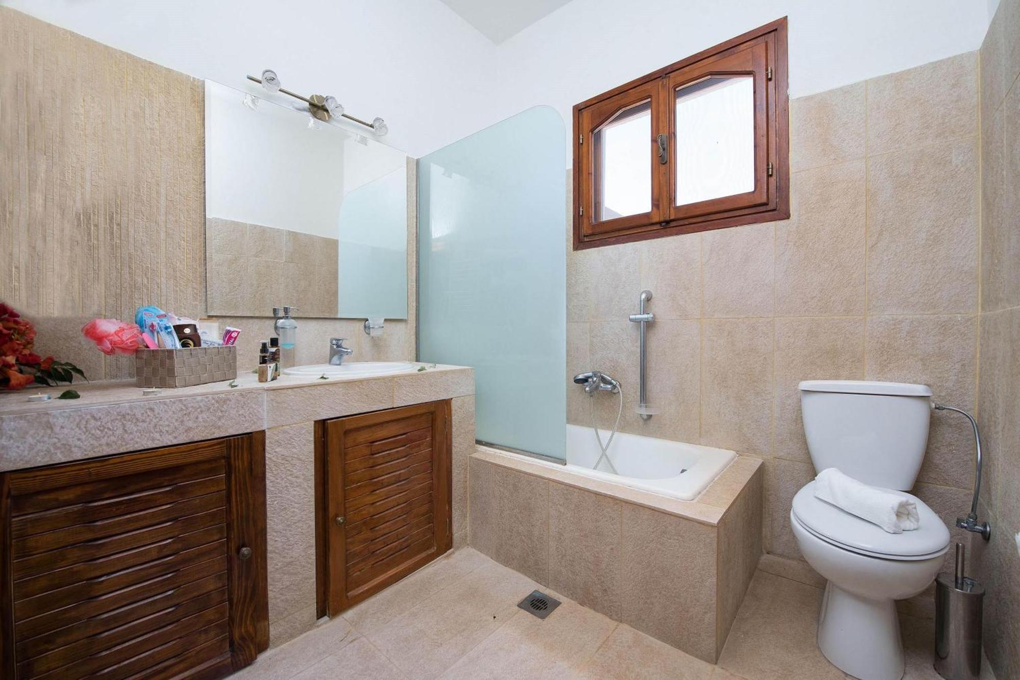 Ariadni Apartments Фалираки Екстериор снимка